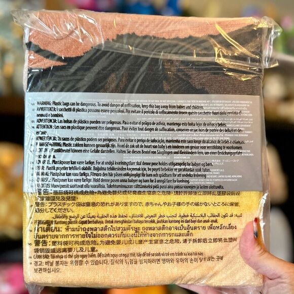 Moana Beach Towel Disney New Sealed Pua Hei Hei Swim Beach Sun Surf - Picture 5 of 6